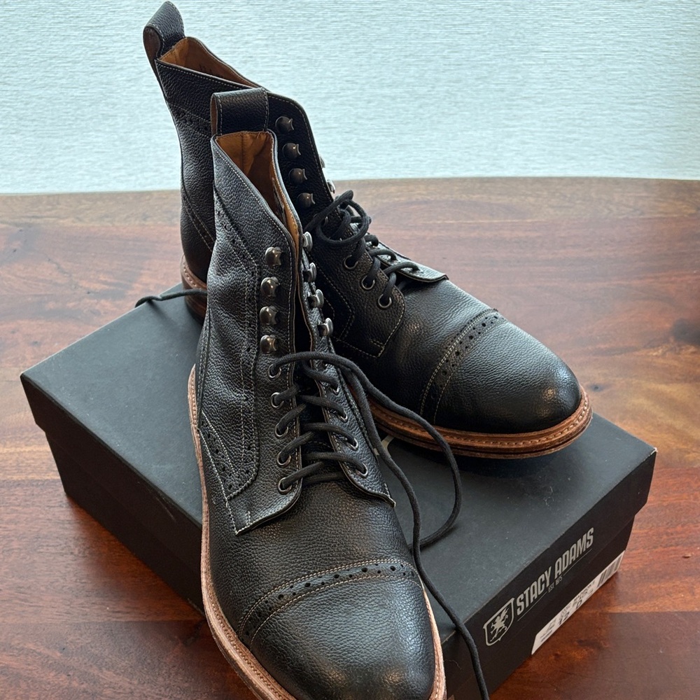 Stacy Adams Black Cap Toe Men's Boots like new